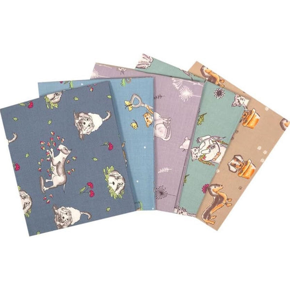 Debbie Shore Pets Cats and Dogs – 5 x Fat Quarter Bundle